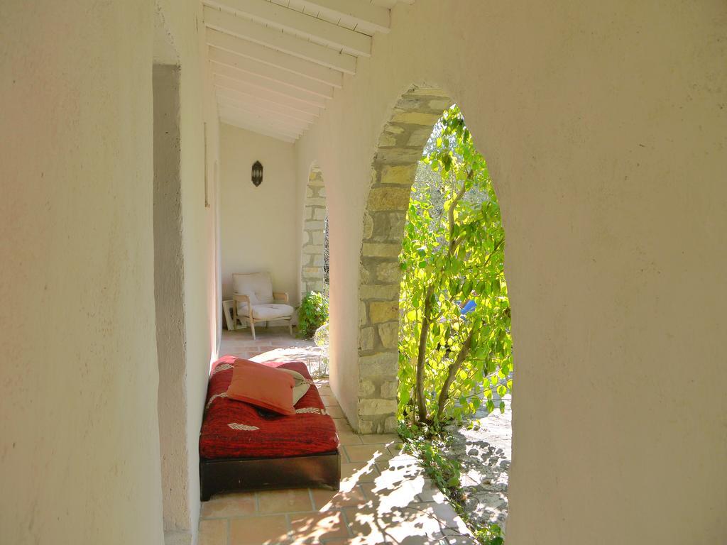 Saint-Jean-de-Cuculles L'Ostal Du Pic St Loup Bed & Breakfast エクステリア 写真